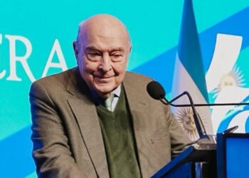 Cavallo volvió a cruzar a Caputo por el cepo cambiario: «Levantarlo despejaría el horizonte»