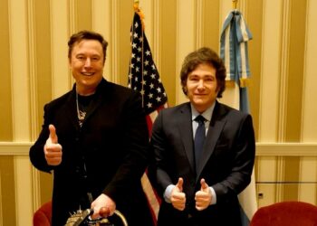Elon Musk llega al billón de dólares y reaviva el debate sobre la concentración de la riqueza planeta