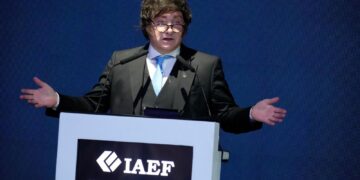 Milei habló de Monsters Inc para referirse al peronismo y arengó: «Los vamos a pasar por arriba»