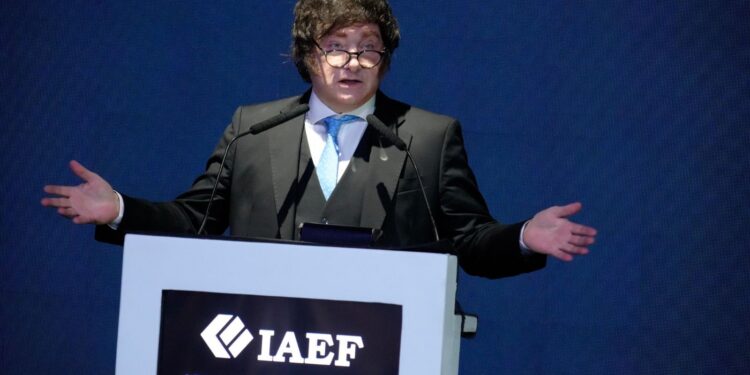 Milei habló de Monsters Inc para referirse al peronismo y arengó: «Los vamos a pasar por arriba»