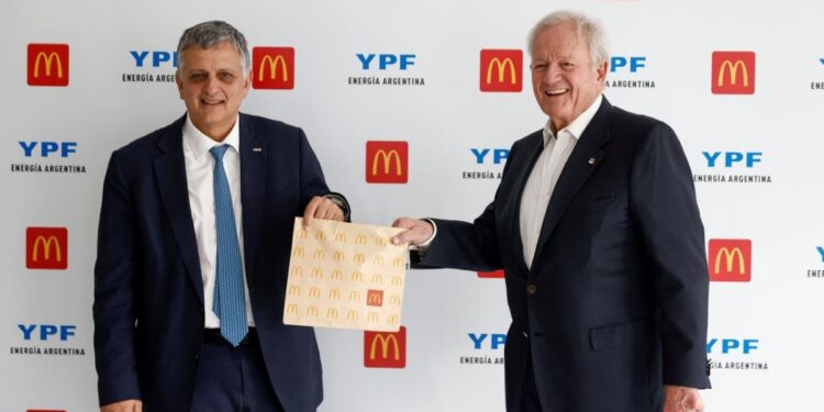 YPF y McDonald’s se asocian para una integración en las estaciones de servicio