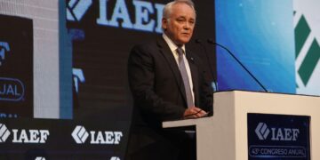 Pese a que los datos lo desmienten, el Banco Central aseguró que «la inflación continuará bajando»
