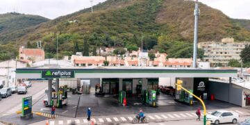 YPF lanzó un nuevo formato de estaciones de servicio enfocado en la rapidez