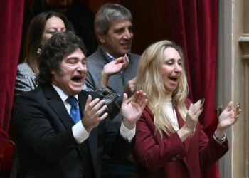 La oposición le quiere acortar los tiempos a Adorni en el Congreso y los aliados de Milei dudan