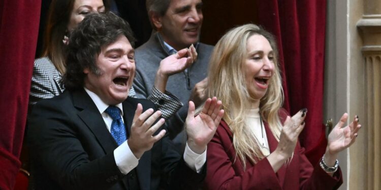 La oposición le quiere acortar los tiempos a Adorni en el Congreso y los aliados de Milei dudan