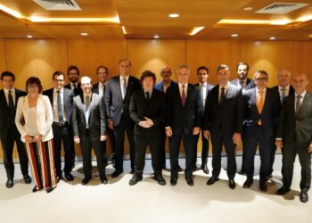 Aumentan los anuncios del Gobierno, pero no acompaña la inversión privada