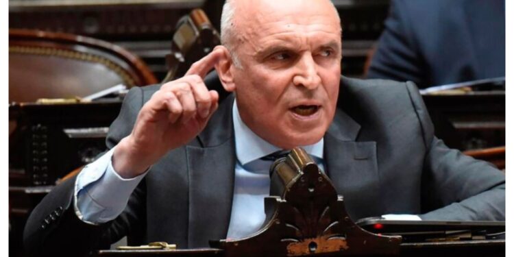 Inocencia Fiscal: el efecto Adorni desinfló los cambios que Luis Caputo mandó al Congreso
