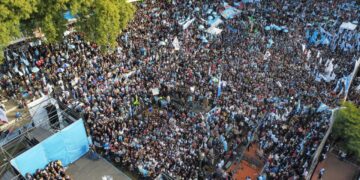 Gran parte del peronismo se juntó para reclamar la libertad de Cristina Kirchner