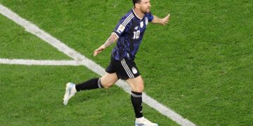 Messi volvió a batir un record en el Mundial y Argentina cerró fase de grupos con puntaje perfecto