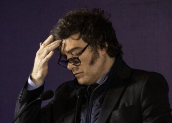 Solari y otra batallita en X entre karinos, caputos y Márquez