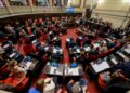 Enojados y a los gritos: el Senado bonaerense fue el ring para una nueva pelea del PJ