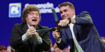 Un mes sin Adorni: Milei provoca un conflicto con Brasil y trata de exportar la motosierra