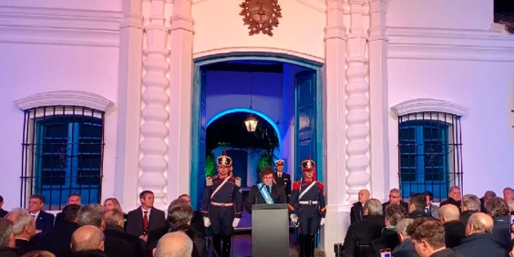 Con las PASO en la mira, la mesa política se reagrupa antes del viaje de Milei a Tucumán