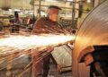 La industria metalúrgica profundizó su crisis: seis de cada diez máquinas permanecen paradas