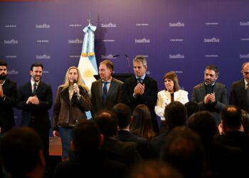 Milei bajó línea a sus legisladores y ordenó el repechaje de tres proyectos prioritarios