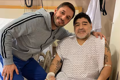 Matías Morla, autopercibido «mejor amigo» de Diego, mimó y golpeó, y se despegó de la internación domiciliaria