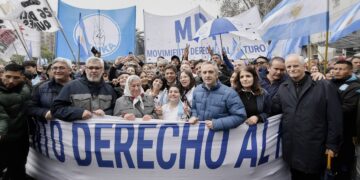 Kicillof aceleró el armado federal del MDF y desplegó a sus dirigentes por el país