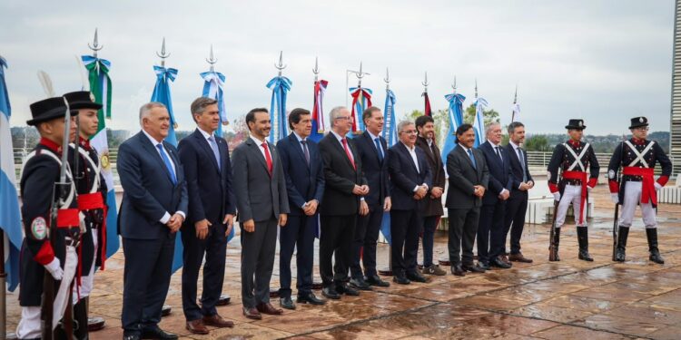 El Gobierno recula y se pone dialoguista por el caos autogenerado en el Congreso