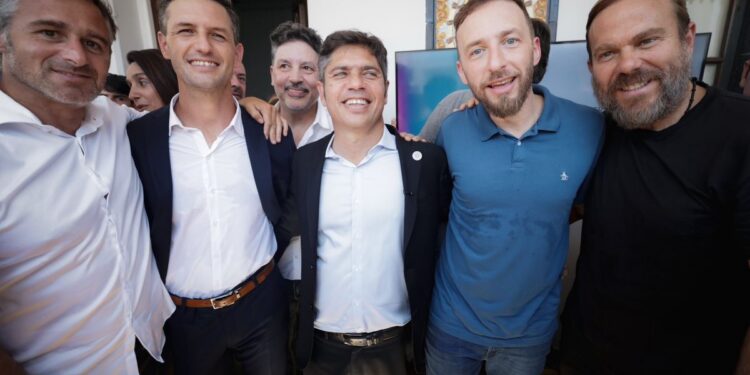 Impacto de la cumbre peronista en PBA: cautela axelista y expectativa entre intendentes
