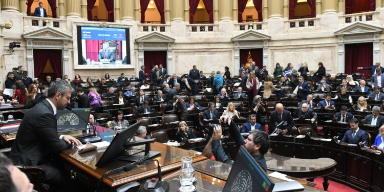Diputados: la sesión arrancó con una ofensiva opositora por el endeudamiento