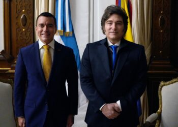 En medio de la crisis con Brasil, Milei comenzó una gira por Ecuador y Colombia