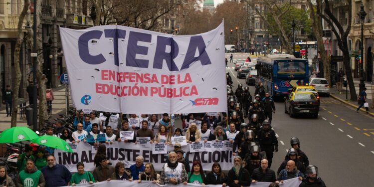 El Gobierno le baja el precio al paro docente: mandó inspectores para controlar la esencialidad