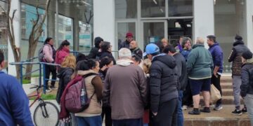 La Costa protesta contra los aumentos de luz y la pelea por Zona Fría recrudece