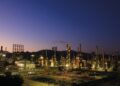 YPF cerró el semestre con resultados récord y ganó US$1.205 millones en el segundo trimestre