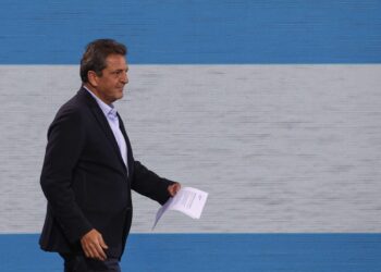 El FR rearma su estructura bonaerense mientras Massa mantiene abierta la pelea por 2027