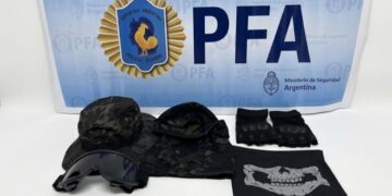 Un chico de Quilmes planeó con IA una masacre en su escuela: el diseño «gamer» con el que ocultaría su cara