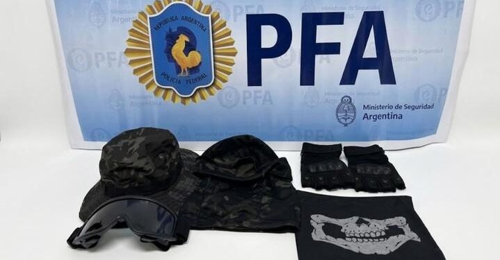 Un chico de Quilmes planeó con IA una masacre en su escuela: el diseño «gamer» con el que ocultaría su cara