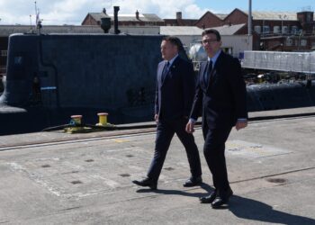Inglaterra le contestó a Milei por Malvinas y las empresas señaladas se defendieron