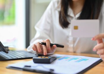 En la era de Milei, más de 57.000 empresas ya están en mora de pagos