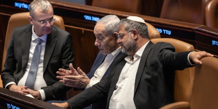 El ministro ultra de Netanyahu le pidió que reconozca la soberanía de Argentina sobre Malvinas