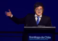 Milei en Chile: “El gobierno de Macri se dejó correr por los que tiraron piedras»