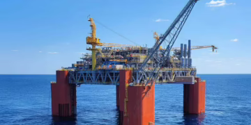 El Gobierno denunciará a cinco empresas petroleras que extraen crudo en Malvinas