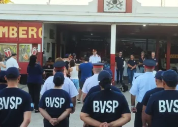 Bomberos voluntarios de todo el país hicieron un masivo «sirenazo» por falta de fondos