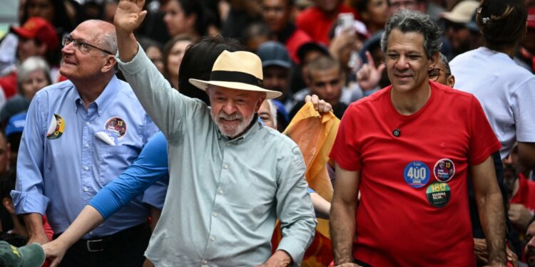 Lula cerró su campaña en San Pablo: «Lo destruyeron todo, y nosotros lo reconstruimos»