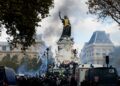 Arde París: miles de manifestantes protestaron contra Macron y fueron reprimidos
