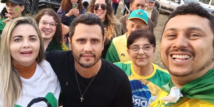 La victoria de los influencers brasileños reabre la guerra de Karina con Las Fuerzas del Cielo