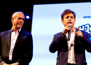 Ferraresi le facturó a Kicillof el estancamiento de la reforma política