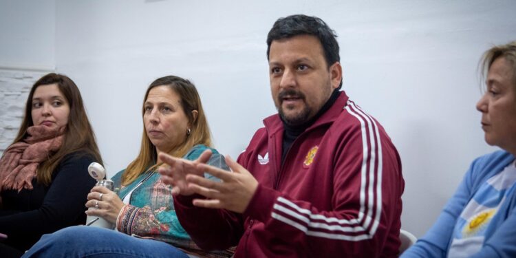 Senador Emmanuel González Santalla (Foto: X)