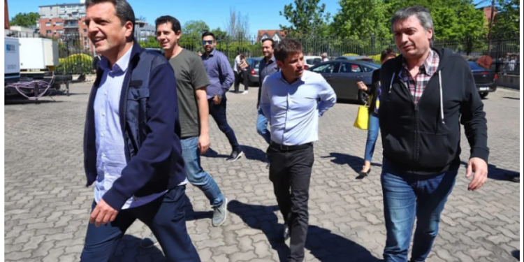 Kicillof, Massa y Máximo cara a cara: situación social, unidad del PJ y PASO
