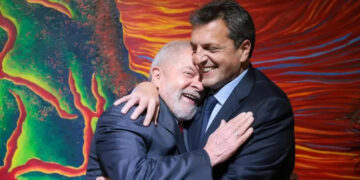 Sergio Massa junto a Lula (Foto: X)