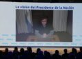 Milei insiste en destacar la suba de los salarios informales, que apenas superan los $ 700.000