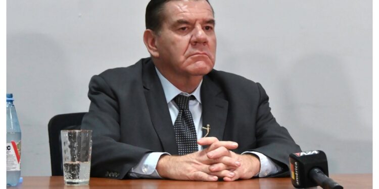 Montenegro deja su banca en el Senado y vuelve a la intendencia de Mar del Plata