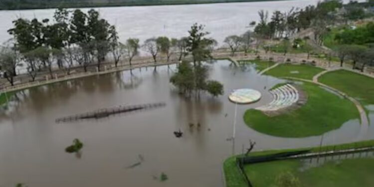 El Niño provocó inundaciones en Entre Ríos y Corrientes: se declaró la emergencia hídrica