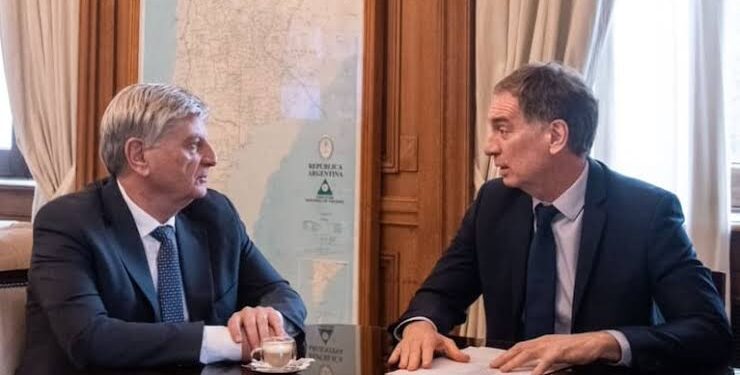 Ziliotto se reunió con Santilli y reclamó por las deudas de Nación