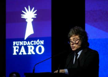 Milei en Fundación Faro (FOTO: Presidencia)