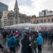 Gases lacrimógenos, balas de goma y detenciones: así fue la represión en la Quinta Marcha